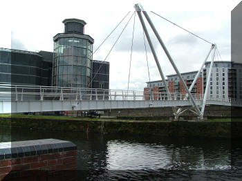 Knight´s Way Bridge, Leeds