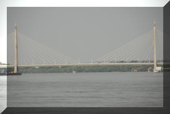 Megyeri Bridge, Budapest