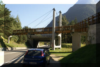 Footbridge in Mezzaselva/Mittewald (BZ), Italy