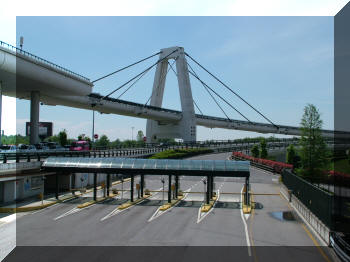 Entry bridge at Milano Malpensa Airport