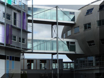 Almere Fashion Centre Skybridge