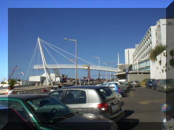 Pedestrian bridge, Ponta Delgada, Azores