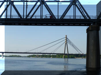 Moscow Bridge, Kiev