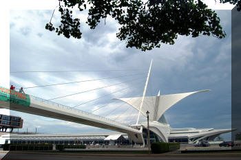 Reiman Pedestrian Bridge, Milwaukee